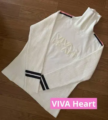 VIVA HEART 터틀넥 스웨터 화이트