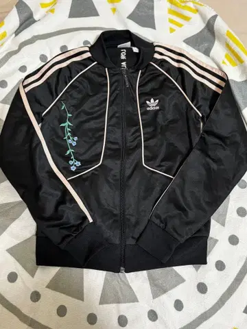 adidas 자수 블랙 저지 s