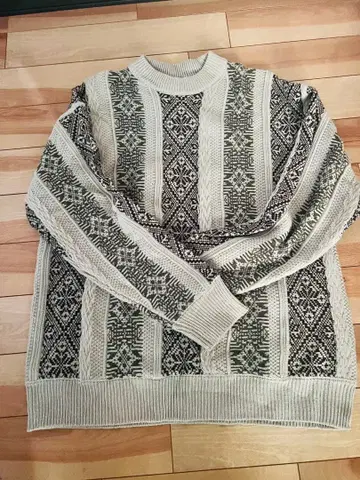 긴팔 니트 스웨터