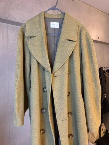 라이트 그린 더블 브레스트 롱 코트