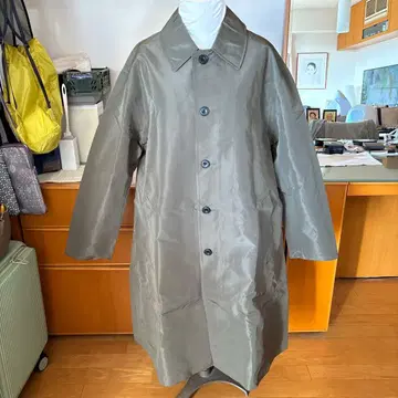 올리브 그린 스텐칼라 코트