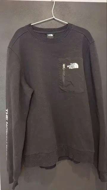 THE NORTH FACE 블랙 맨투맨