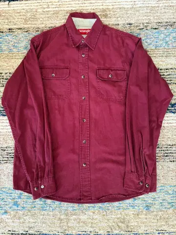 Wrangler 버건디 버튼업 셔츠