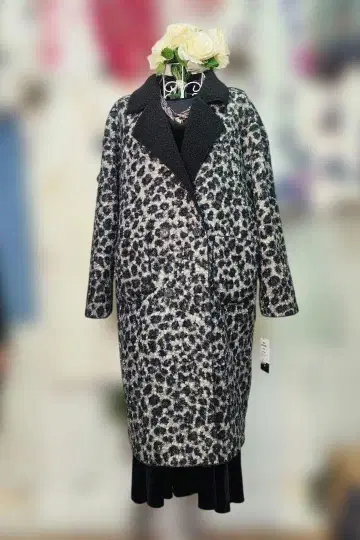 새상품 아이템 추가 OFF 리버서블 대응 보아 x 레오파드 무늬 롱 코트