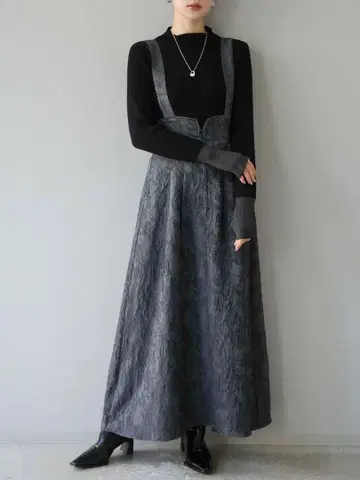 Lumier 페이즐리 자카드 2WAY 플레어 오버롤 스커트 차콜