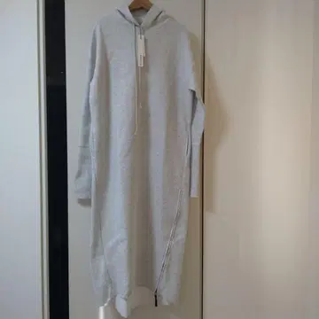 RADIATE 후드 부착 롱 원피스 그레이