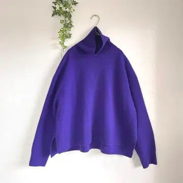 새상품급*르쉘블루 캐시미어 울 터틀넥 스웨터 퍼플