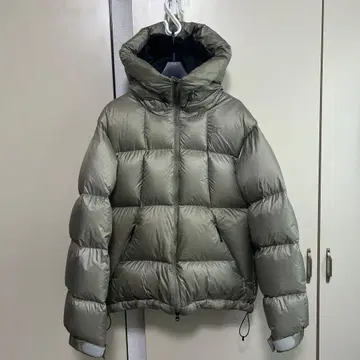 goldwin 다운 자켓