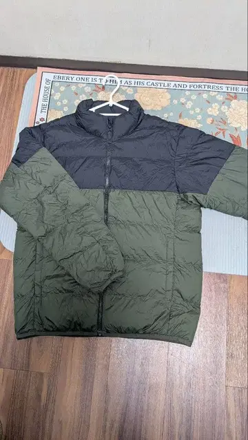 유니클로 다운 자켓