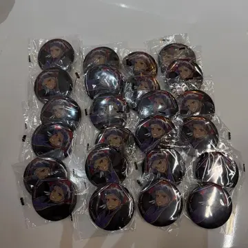 트위스테 캔뱃지 칼림 식전복 24점