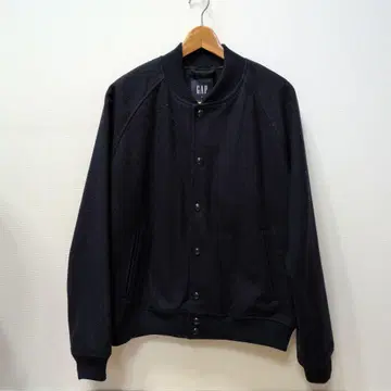 GAP 블랙 점퍼 블루종