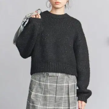 BEAUTY&YOUTH 스팽글 크루넥 니트 풀오버 블랙