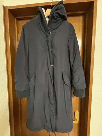 [ 어반 리서치 ] 후드 부착 롱 모즈 코트