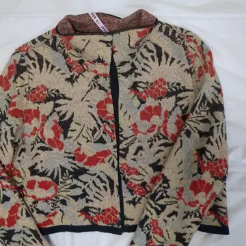 꽃무늬 니트 자켓 크롭 기장