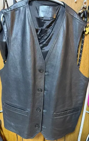 ZARA STEVEN MEISEL 콜라보 leather 베스트 가죽