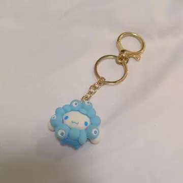 오사카 만박 미야쿠미야쿠 산리오 키링 시나몬