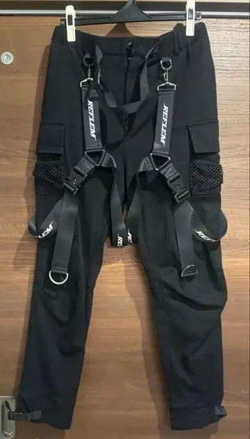 [ REFLEM ] 택티컬 로고 벨트 카고 팬츠