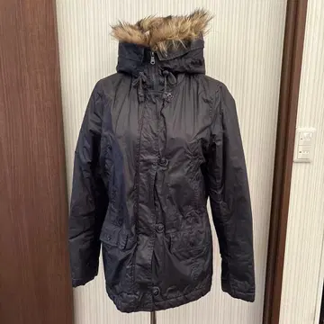 퍼 후드 블랙 자켓