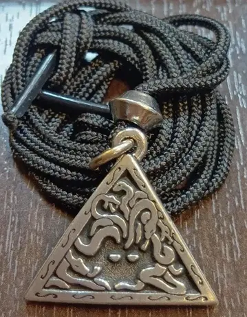 Pepi: Medusa Goddess for Women pendant