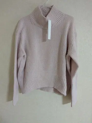 새상품 GALERIE VIE 파인 울 터틀넥 니트 라이트 핑크