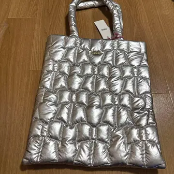 [ 새상품 ] FURFUR 리본 퀼팅 토트백 실버