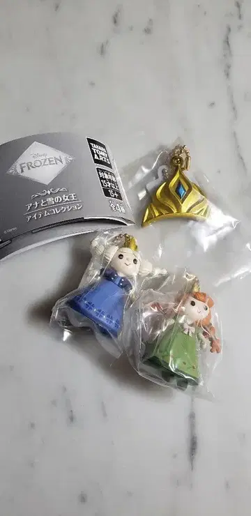 안나와 눈의 여왕 캡슐 토이 아이템 컬렉션