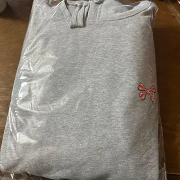그레이 M 사이즈 리본 자수 후드티