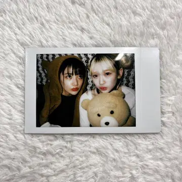 REIRIE 금자 리에 블랙미야 레이 폴라로이드