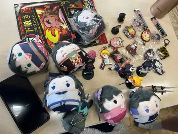 귀멸 굿즈 후와코로링, 키링, 피규어, 메모장, 책받침