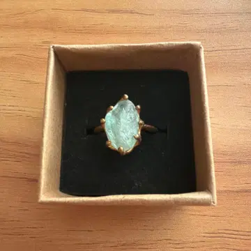 플로라이트 놋쇠 반지