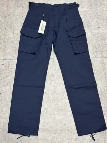 새상품 GARMENT 이탈리아제 밀리터리 컴뱃 팬츠 의류