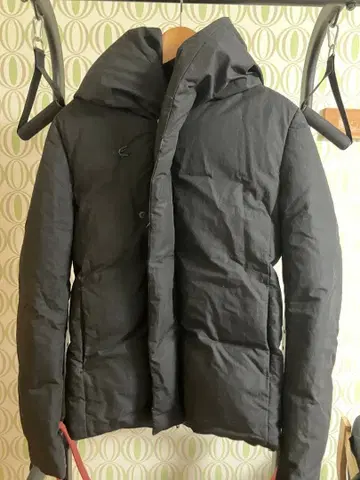 KAZUYUKI KUMAGAI 블랙 다운 자켓