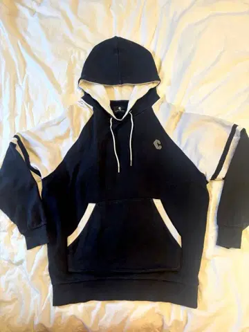 CRONOS 후드 부착 후드티 블랙 화이트