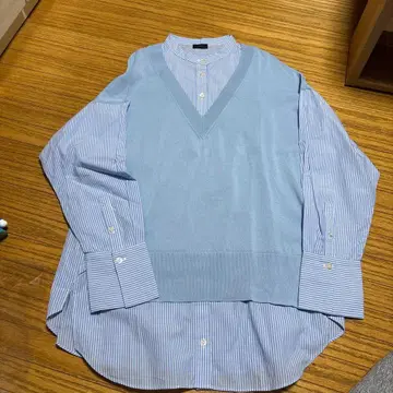 [ 오늘 한정 가격 ] 새상품급 JOSEPH 스카이블루 V넥 셔츠