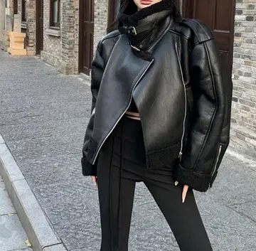 블랙 가죽 싱글 라이더 자켓