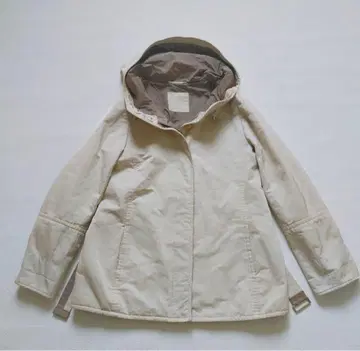 베이지 후드 부착 자켓 허리 벨트 포함