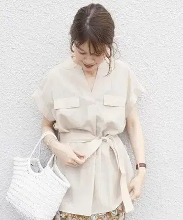 [ SHIPS ] 베이지 허리 리본 포함 튜닉 반팔