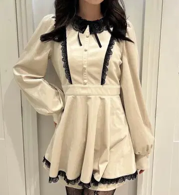 프릴 칼라 벨벳 셋업