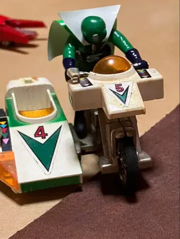 [G7156] 비밀전대 고레인저 그린 머신 포피니카 시리즈