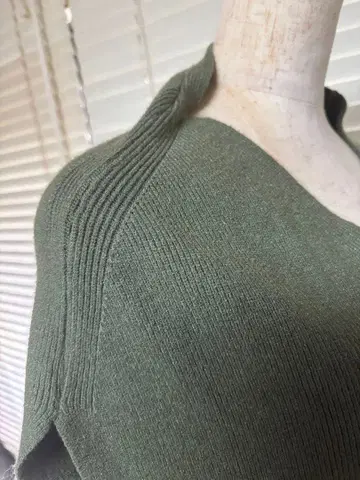 toco toco 멋스러운 슬리브리스 니트 베스트로도 활용 가능