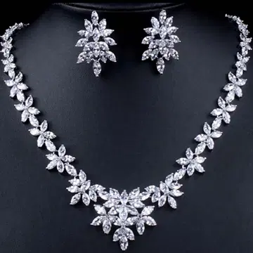 크리스탈 꽃 모티브 목걸이 & 귀찌 세트