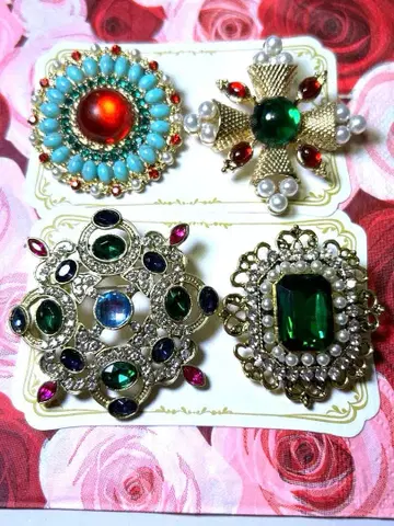 앤티크풍 브로치 4점 일괄, 미사용 새상품, 배송비 포함