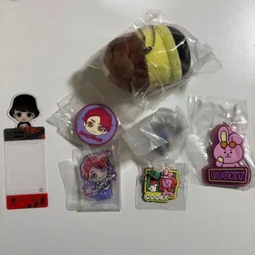 BTS JUNGKOOK 정국 TinyTan 굿즈 묶음 판매