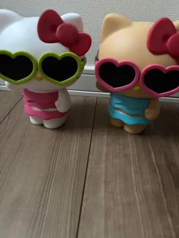 헬로키티 피규어 2개 세트