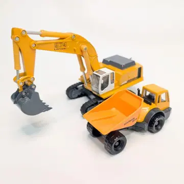 SIKU 리프헤르 파워 굴착기 벨그만 덤프트럭 보르넨
