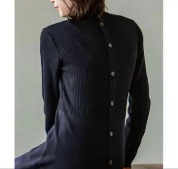 새상품급 노블 컬러 블록 니트 원피스 네이비