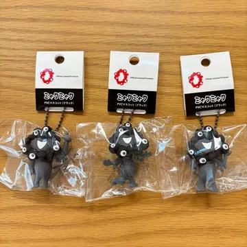 블랙 미야쿠미야쿠 PVC 키링 3종 세트