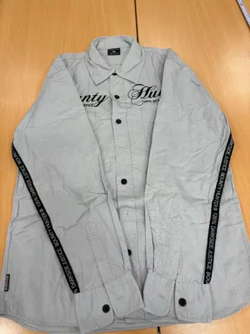 Bounty Hunter 긴팔 셔츠 M 그레이