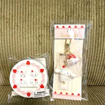 시나모롤 산리오 딸기 휘핑 케이크 시리즈 키링 씰 세트