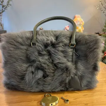 A.D.M.J 무스탕 백